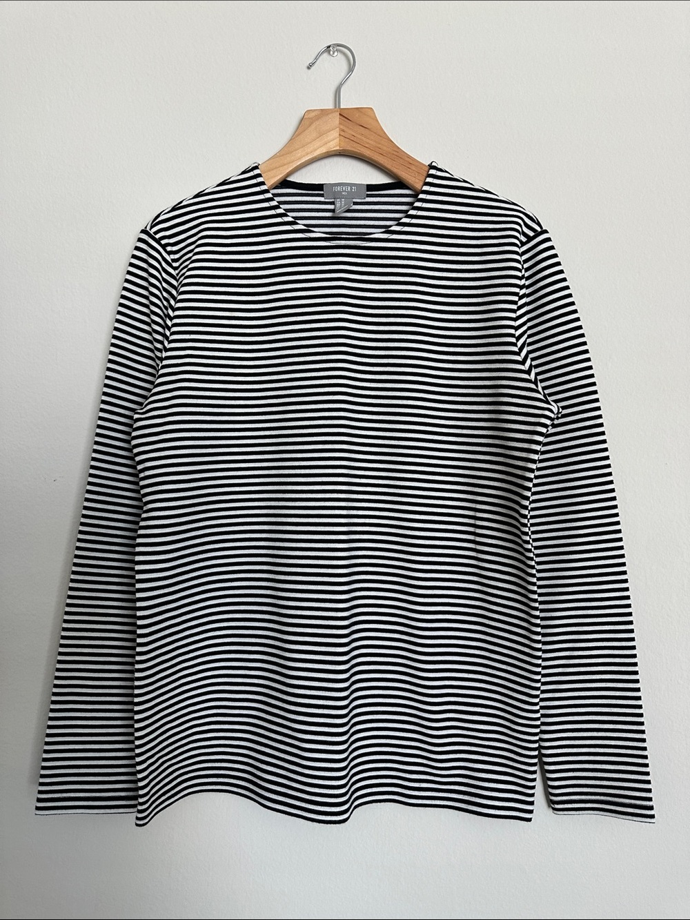 Forever 21 Black & White Striped Long Sleeve Shirt